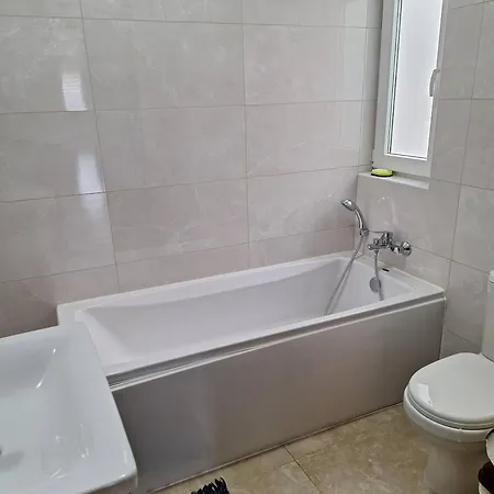 Private Cosy In A Modern Suburban Penthouse Luqa