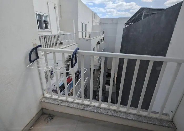 Gasthuis Private Cosy In A Modern Suburban Penthouse Luqa